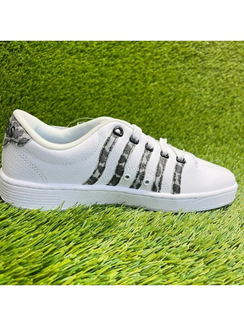K-Swiss Court Pro II Leopard Womens Size 7 White Black Athletic Shoes Sneakers